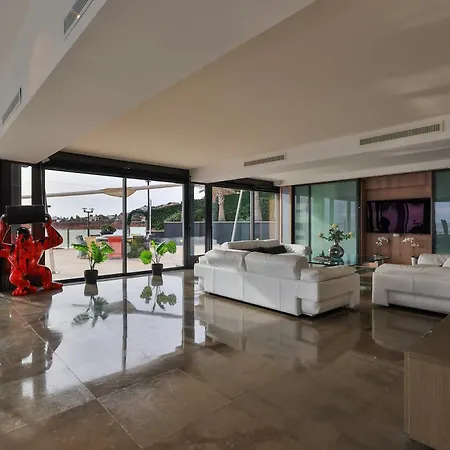 Prázdninový dům Luxus Corallina - Direkt Am Mit Pool Und Jacuzzi By Riviera Homelife