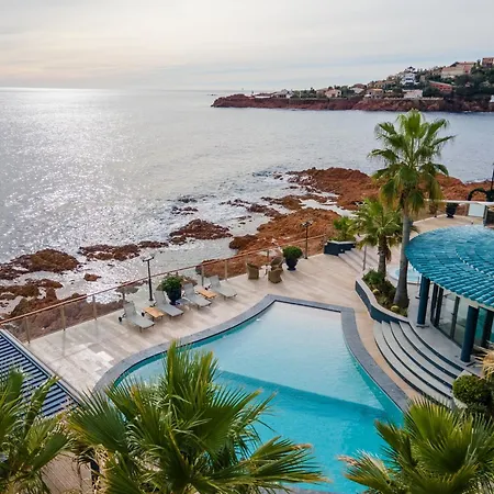 펜션 Luxus Corallina - Direkt Am Mit Pool Und Jacuzzi By Riviera Homelife Saint-Raphaël