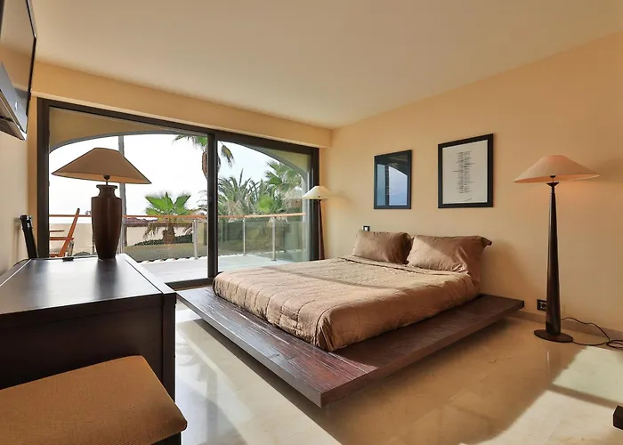 Luxus Corallina - Direkt Am Mit Pool Und Jacuzzi By Riviera Homelife Ferienhaus *