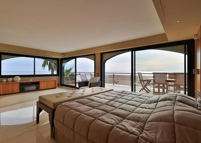 Luxus Corallina - Direkt Am Mit Pool Und Jacuzzi By Riviera Homelife Ferienhaus