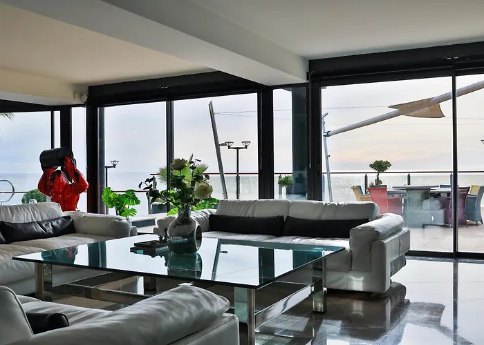 Ferienhaus Luxus Corallina - Direkt Am Mit Pool Und Jacuzzi By Riviera Homelife Saint-Raphaël